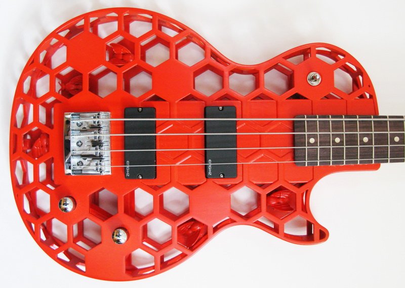 Hive-3D-Printed-Bass-Guitar